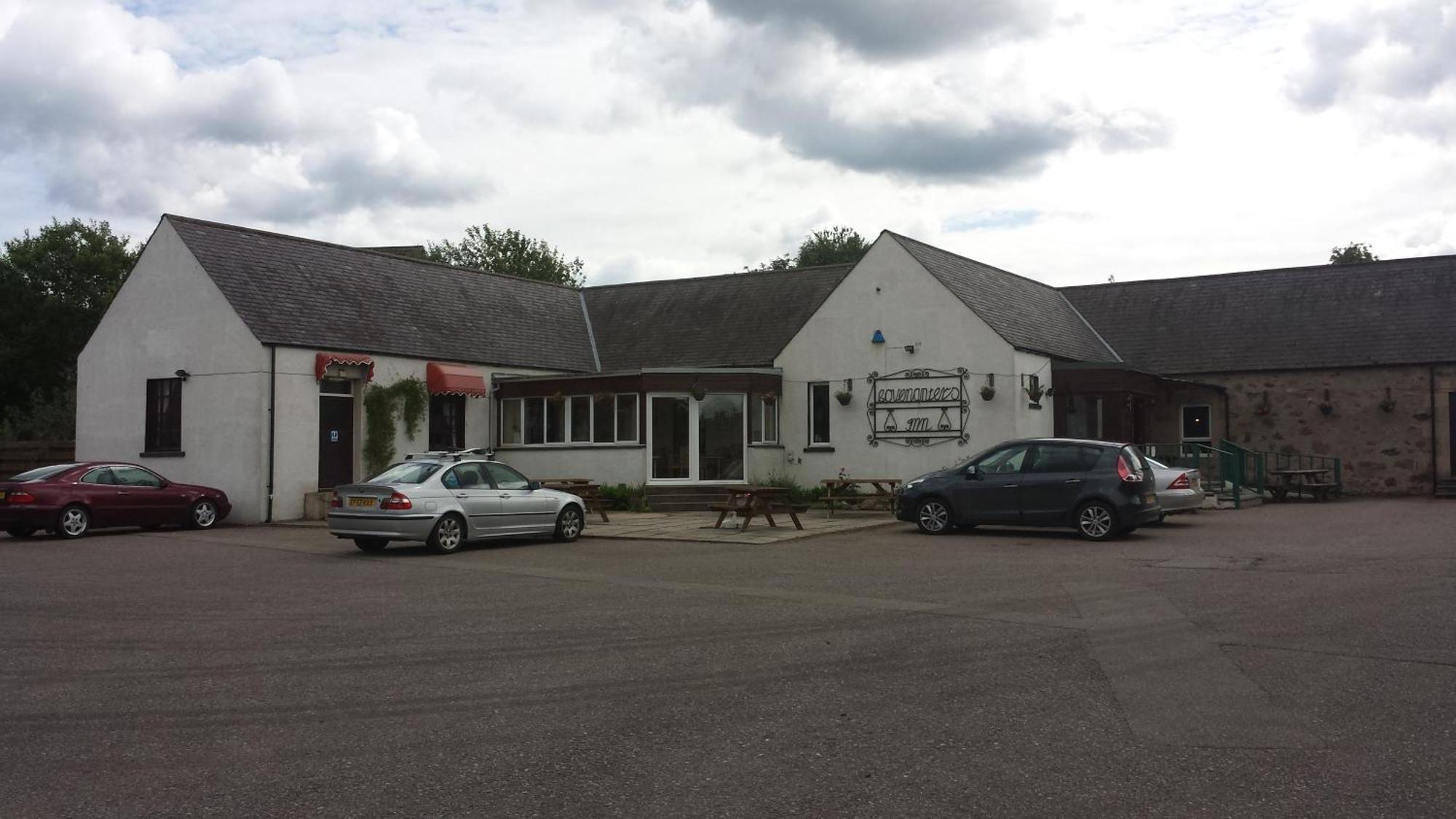 Covenanters Inn Dingwall Ngoại thất bức ảnh